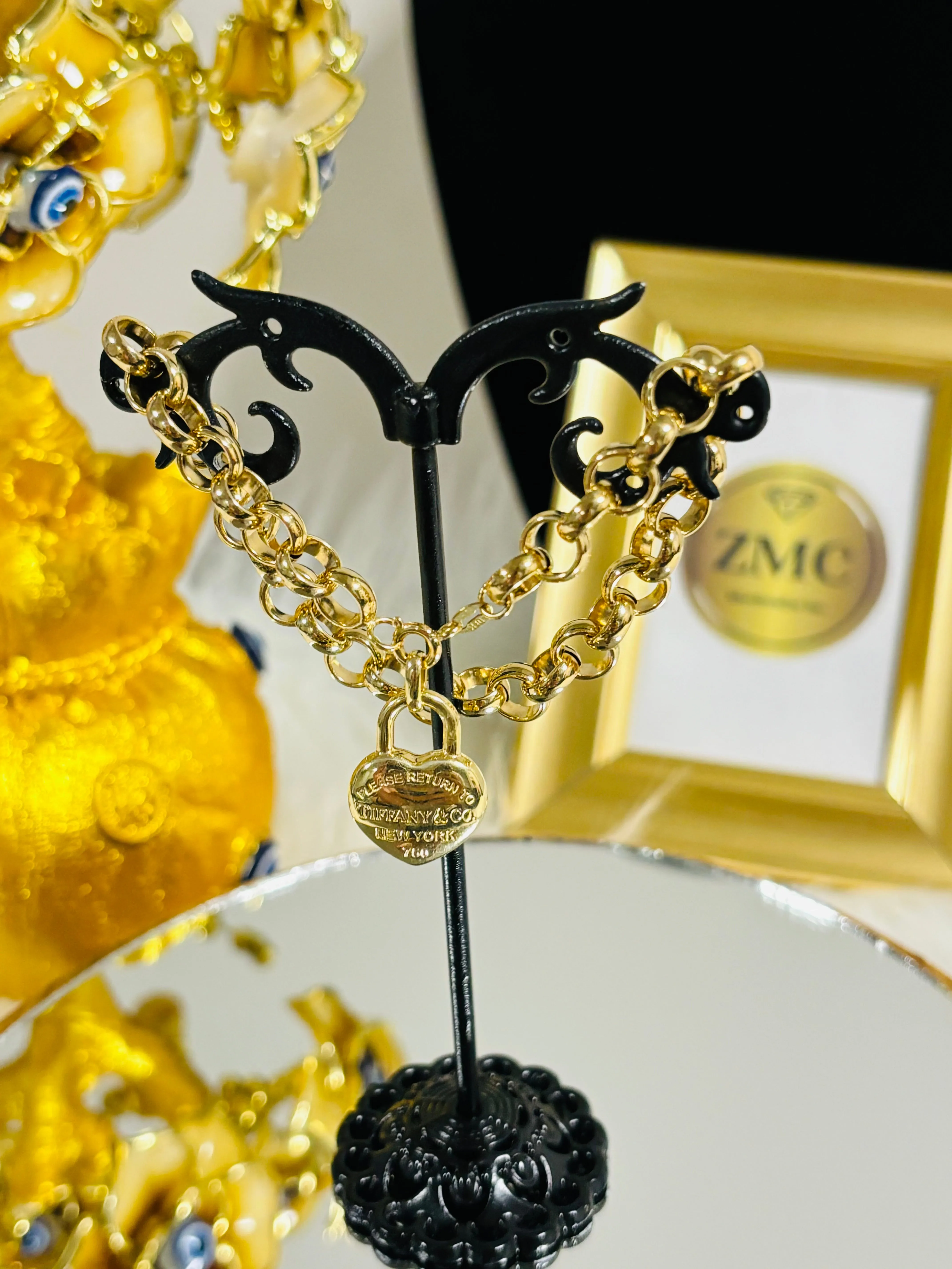 18K Gold Tauco Bracelet with Heart Charms